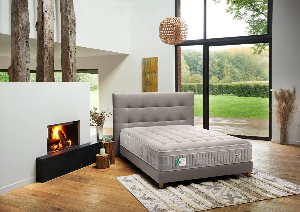 Simmons modèle génération top