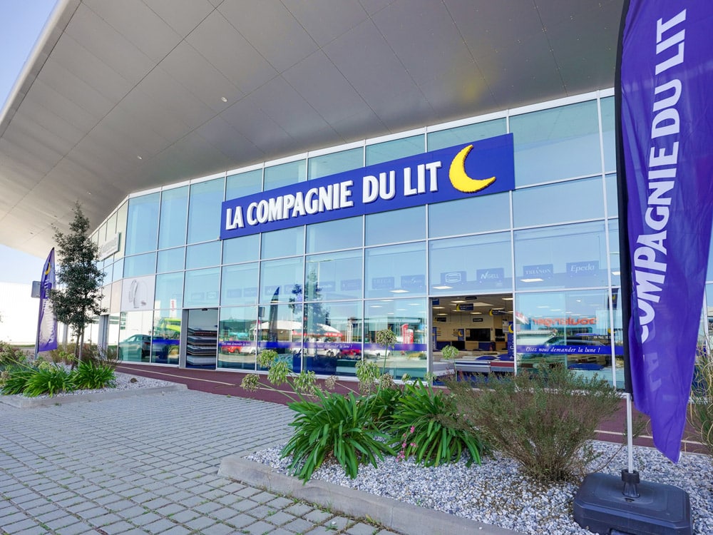 la compagnie du lit devanture magasin