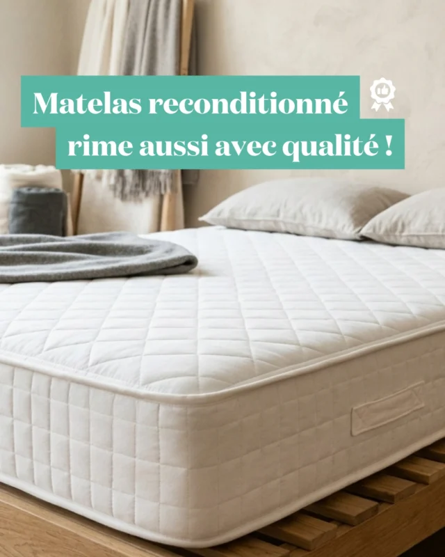 Un matelas qui arrive en fin de vie peut encore offrir de très belles nuits ♻️Aujourd’hui, les matelas reconditionnés s’imposent comme une alternative de plus en plus crédible, à la fois pour l’environnement… et pour des budgets plus modestes.👉 Le principe est simple&nbsp;: récupérer des matelas en bon état, retravailler leur cœur, les assainir en profondeur, puis les équiper d’éléments neufs pour les remettre en circulation.Et les résultats sont là 👇
✔️jusqu’à 30 à 50 % moins chers que des modèles neufs équivalents
✔️un impact carbone fortement réduit, avec des économies de ressources significatives
✔️une démarche qui évite le gaspillage de millions de matelas encore exploitables grâce à des organismes tels que @ecomaison_ qui participent activent à la revalorisation des matériaux issus de la literie recyclée.Ces matelas obtiennent même des résultats tout à fait honorables aux tests tels que UFC que choisir, preuve que seconde vie peut aussi rimer avec qualité ✅⚠️ Restez cependant attentif au fait que tous les matelas ne sont pas éligibles au reconditionnement et que leur durée de vie est souvent plus courte qu’un matelas neuf de haute qualité.👉 Il est donc essentiel de s’informer sur l'origine du produit, le niveau de rénovation, les garanties le confort et évidemment, de s'assurer qu'il réponde parfaitement à vos besoins (comme pour un modèle neuf&nbsp;!)Et vous, avez-vous déjà eu un matelas reconditionné&nbsp;? 👇#parlonsliterie #recyclageliterie #ecomaison #literieresponsable #consommationresponsable